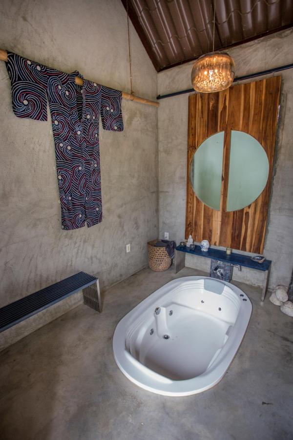 Hotel Breathe Healing & Wellness Cambutal Esterno foto